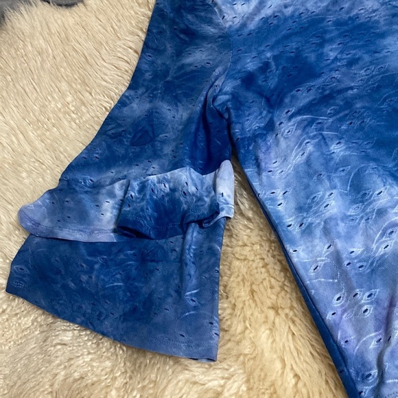 Ruby Rd. Blue Relaxed top with bell sleeves - Picture 2 of 6